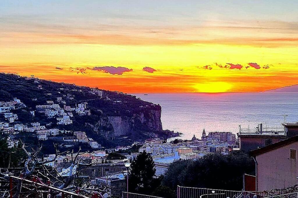 Casa Sorrentina Holiday ヴィーコ・エクエンセ エクステリア 写真